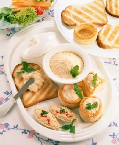 Кростини с тунцом