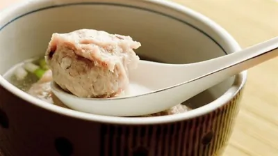 Бульон с фрикадельками