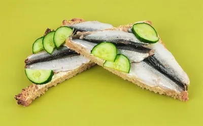 Сэндвичи со шпротами