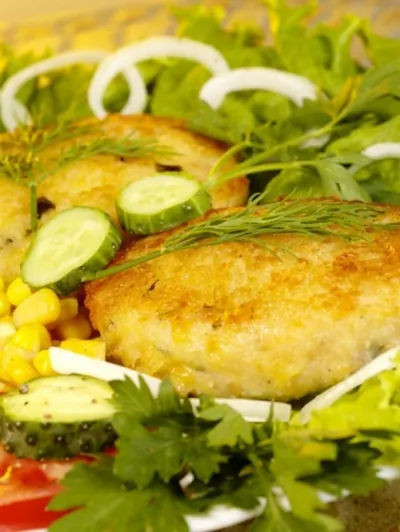 Шницель из капусты со сметаной