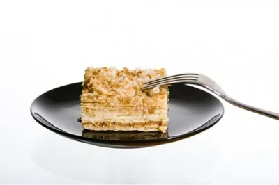 Слоеное пирожное с кремом