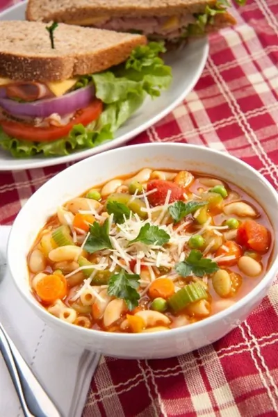 Минестроне с беконом