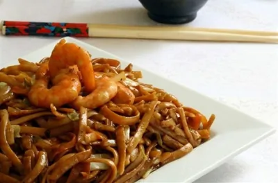 Лапша с креветками