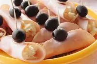 Рулеты из ветчины и крем-сыра