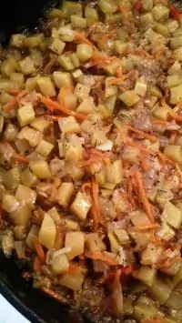 Кабачки тушеные