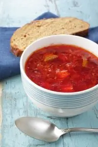 Щи из квашеной капусты с головизной