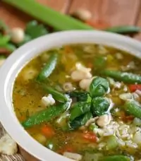 Бульон с кореньями и рисом