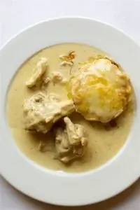 Кролик в белом соусе