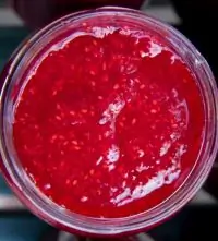 Соус из ягод с вином