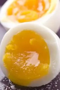 Классические яйца в мешочек