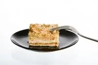 Слоеное пирожное с кремом