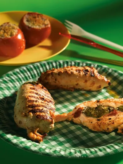 Курица с ветчиной и базиликом