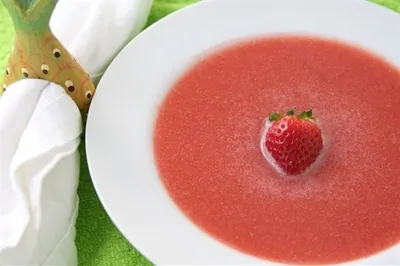 Суп земляничный
