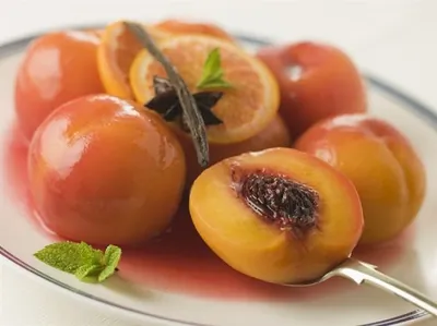 Персики в вине