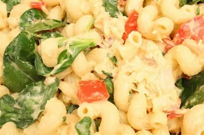 Салат из пасты с тунцом