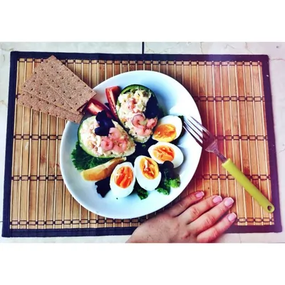 Авокадо с креветками