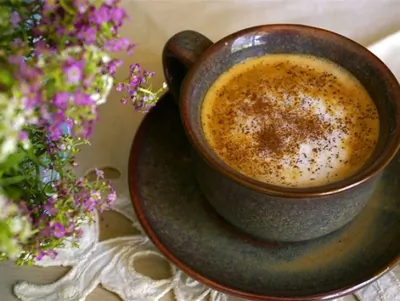 Кофе латте с корицей