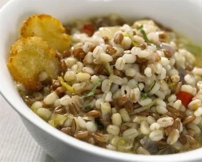 Плов из перловки с луком