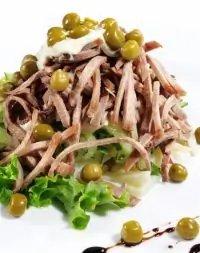 Язык соленый с гарниром