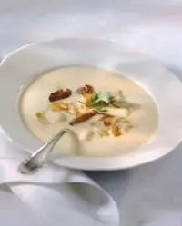 Суп-пюре по милански с шампиньонами