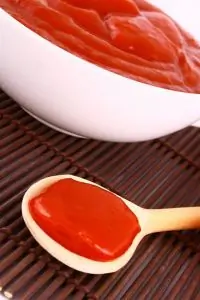 Консервированный томатный соус