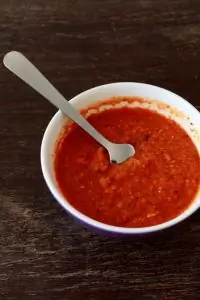 Томатный соус с луком и вином