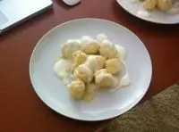 Ленивые вареники со сметаной