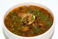 Зеленый борщ с рисом