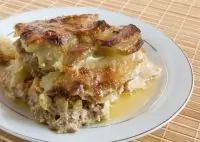 Мясная запеканка с картофелем