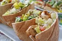 Салат с питой