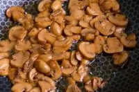 Грибы тушеные