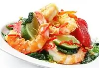 Креветки со шпинатом