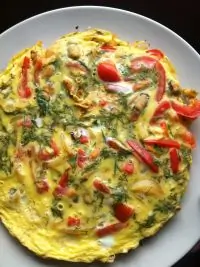 Фриттата с мидиями и овощами