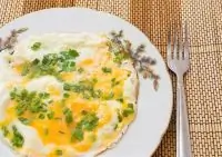 Яичница по французски