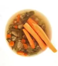 Овощной суп с луком-пореем