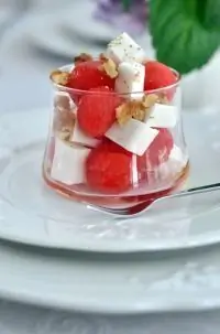 Салат из арбуза и брынзы