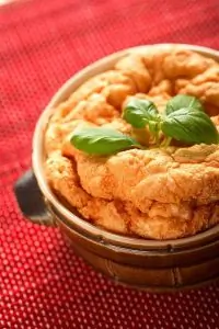 Омлетное суфле с сыром стилтон