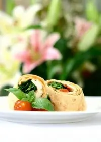 Рулет из лаваша с рыбой и сыром