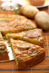 Тортилья с сыром и кедровыми орешками