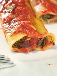 Каннеллони с козьим сыром