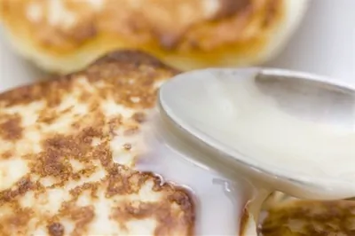 Сырники сладкие тушеные