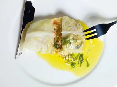 Голубцы с перловкой и морскими гадами