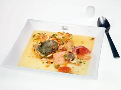 Уха из лосося