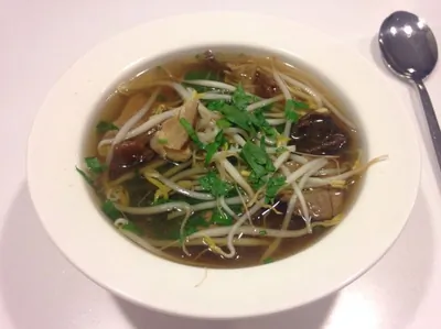 Суп с лапшой и говядиной