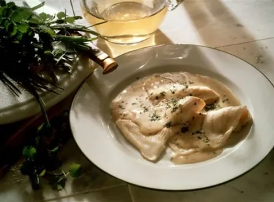 Филе морского языка с соусом бешамель а ля гратен