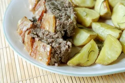 Слоеный мясной хлеб