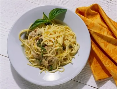 Паста с тунцом и каперсами