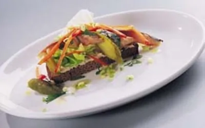 Сэндвич с норвежской сельдью