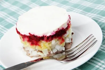 Сельдь под шубой с яблоками