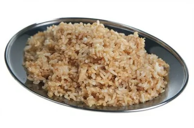 Рис, обжаренный с яйцом и зеленым луком